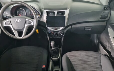 Hyundai Solaris II рестайлинг, 2014 год, 850 000 рублей, 11 фотография