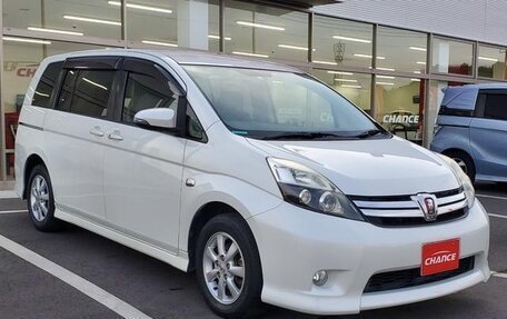 Toyota ISis I, 2017 год, 1 400 000 рублей, 3 фотография