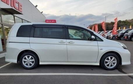 Toyota ISis I, 2017 год, 1 400 000 рублей, 4 фотография