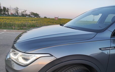 Volkswagen Tiguan II, 2022 год, 3 600 000 рублей, 10 фотография