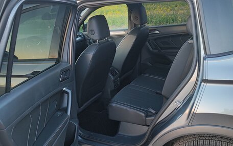 Volkswagen Tiguan II, 2022 год, 3 600 000 рублей, 12 фотография