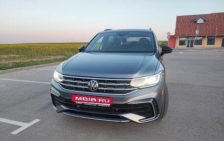 Volkswagen Tiguan II, 2022 год, 3 600 000 рублей, 16 фотография