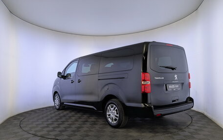 Peugeot Traveller I, 2021 год, 2 695 000 рублей, 7 фотография