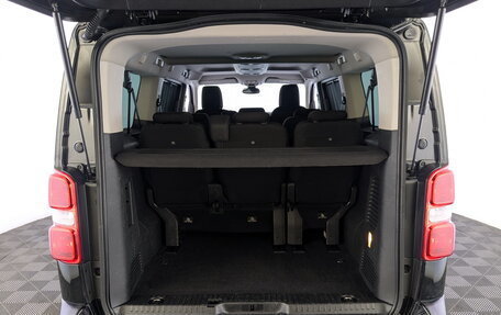 Peugeot Traveller I, 2021 год, 2 695 000 рублей, 10 фотография