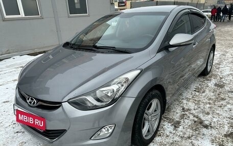 Hyundai Elantra V, 2012 год, 1 100 000 рублей, 3 фотография