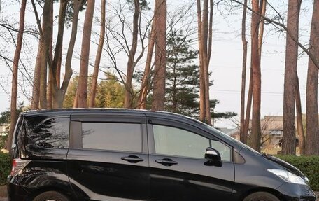 Honda Freed I, 2014 год, 800 000 рублей, 6 фотография