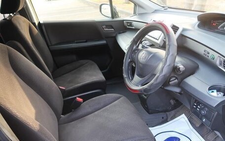 Honda Freed I, 2014 год, 800 000 рублей, 13 фотография