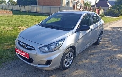 Hyundai Solaris II рестайлинг, 2012 год, 915 000 рублей, 1 фотография