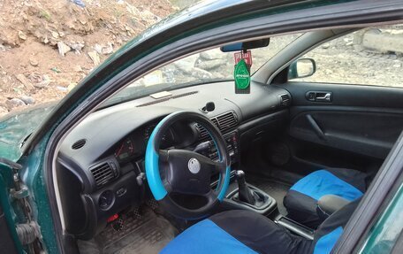 Volkswagen Passat B5+ рестайлинг, 1998 год, 230 000 рублей, 2 фотография