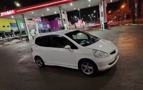 Honda Fit III, 2001 год, 350 000 рублей, 3 фотография