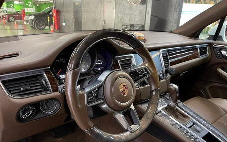 Porsche Macan I рестайлинг, 2016 год, 3 333 333 рублей, 11 фотография