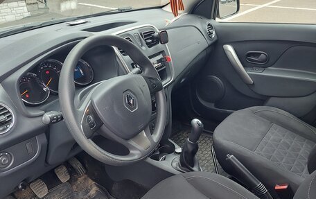 Renault Sandero II рестайлинг, 2017 год, 1 000 000 рублей, 9 фотография