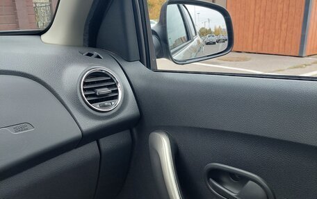 Renault Sandero II рестайлинг, 2017 год, 1 000 000 рублей, 11 фотография
