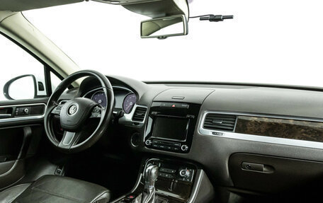 Volkswagen Touareg III, 2013 год, 1 889 000 рублей, 9 фотография