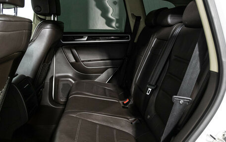 Volkswagen Touareg III, 2013 год, 1 889 000 рублей, 10 фотография