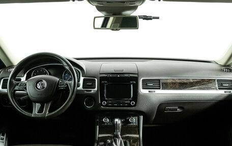 Volkswagen Touareg III, 2013 год, 1 889 000 рублей, 13 фотография
