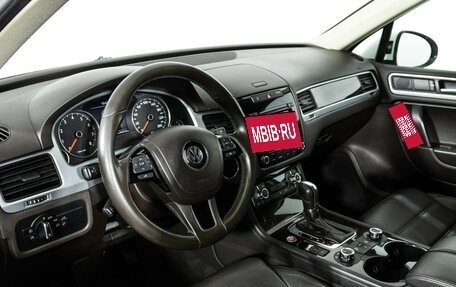 Volkswagen Touareg III, 2013 год, 1 889 000 рублей, 11 фотография