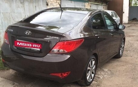 Hyundai Solaris II рестайлинг, 2015 год, 1 300 000 рублей, 4 фотография
