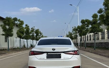 Lexus ES VII, 2022 год, 3 540 000 рублей, 5 фотография