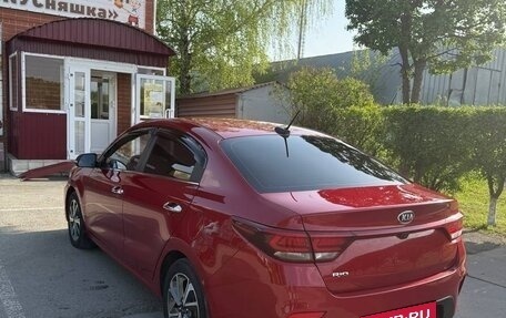 KIA Rio IV, 2018 год, 1 550 000 рублей, 3 фотография
