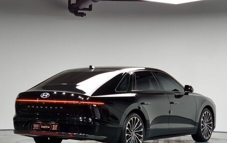 Hyundai Grandeur, 2024 год, 3 250 000 рублей, 3 фотография