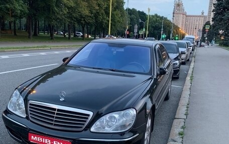 Mercedes-Benz S-Класс, 2004 год, 1 000 000 рублей, 1 фотография