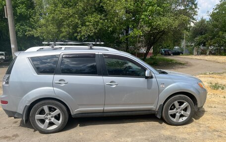 Mitsubishi Outlander III рестайлинг 3, 2008 год, 870 000 рублей, 4 фотография