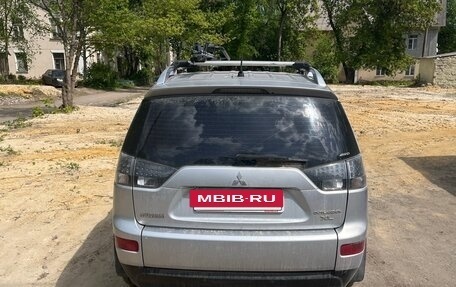 Mitsubishi Outlander III рестайлинг 3, 2008 год, 870 000 рублей, 3 фотография