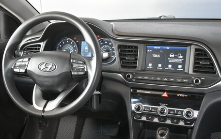 Hyundai Elantra VI рестайлинг, 2019 год, 1 700 000 рублей, 7 фотография