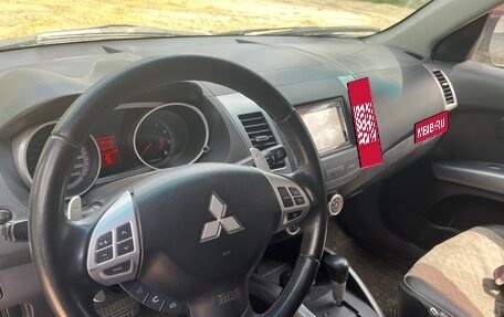Mitsubishi Outlander III рестайлинг 3, 2008 год, 870 000 рублей, 9 фотография