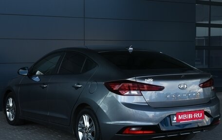 Hyundai Elantra VI рестайлинг, 2019 год, 1 700 000 рублей, 4 фотография