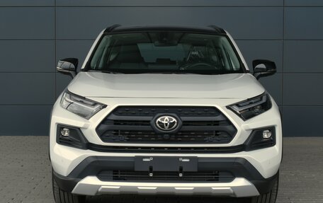 Toyota RAV4, 2024 год, 4 190 000 рублей, 2 фотография