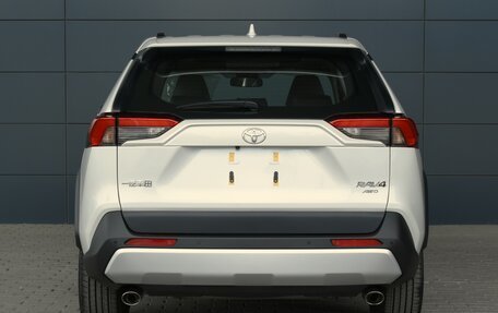 Toyota RAV4, 2024 год, 4 190 000 рублей, 5 фотография