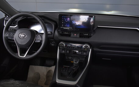 Toyota RAV4, 2024 год, 4 190 000 рублей, 7 фотография