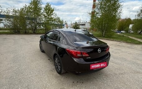 Opel Astra J, 2014 год, 890 000 рублей, 13 фотография