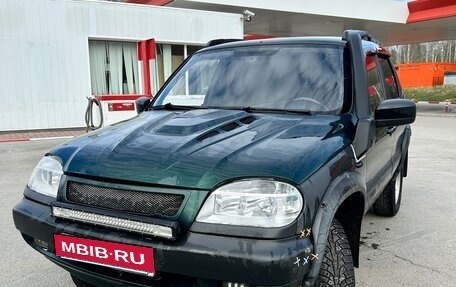 Chevrolet Niva I рестайлинг, 2004 год, 205 000 рублей, 2 фотография