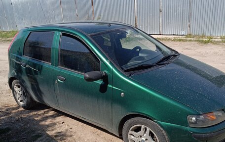 Fiat Punto III Punto Evo рестайлинг, 2000 год, 150 000 рублей, 4 фотография