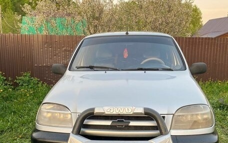Chevrolet Niva I рестайлинг, 2005 год, 235 000 рублей, 5 фотография