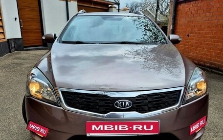 KIA cee'd I рестайлинг, 2011 год, 870 000 рублей, 2 фотография