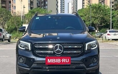 Mercedes-Benz GLB, 2021 год, 2 550 400 рублей, 2 фотография
