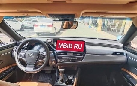 Lexus ES VII, 2022 год, 3 454 000 рублей, 7 фотография