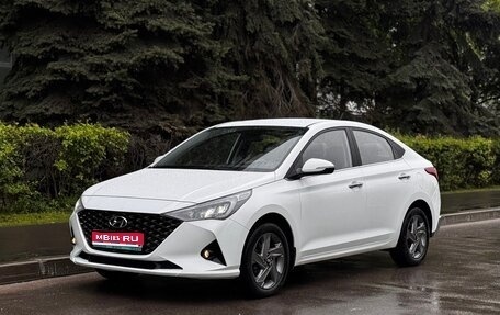 Hyundai Solaris II рестайлинг, 2020 год, 1 890 000 рублей, 1 фотография