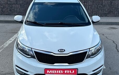 KIA Rio III рестайлинг, 2016 год, 820 000 рублей, 1 фотография