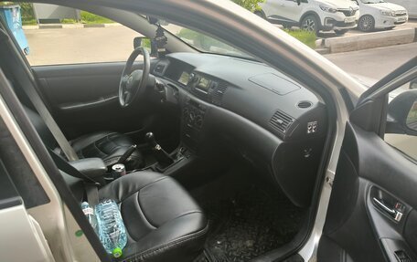 Toyota Corolla, 2004 год, 445 800 рублей, 6 фотография