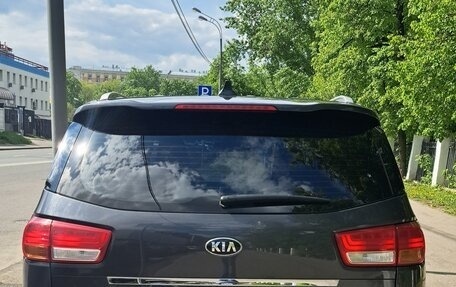KIA Carnival III, 2017 год, 2 600 000 рублей, 4 фотография