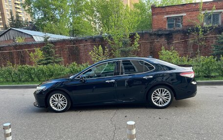 Toyota Camry, 2018 год, 2 900 000 рублей, 12 фотография