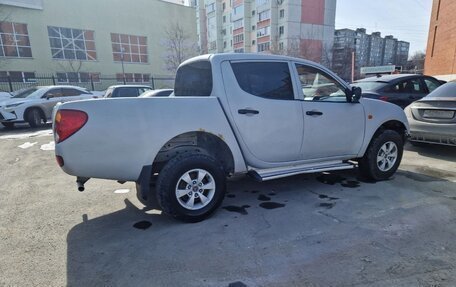 Mitsubishi L200 IV рестайлинг, 2008 год, 900 000 рублей, 4 фотография