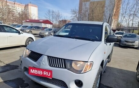 Mitsubishi L200 IV рестайлинг, 2008 год, 900 000 рублей, 8 фотография