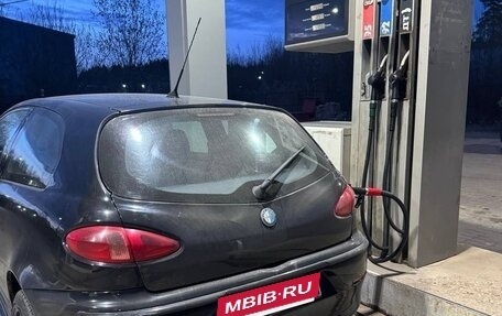 Alfa Romeo 147 I рестайлинг, 2002 год, 270 000 рублей, 2 фотография