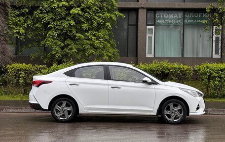 Hyundai Solaris II рестайлинг, 2020 год, 1 890 000 рублей, 7 фотография